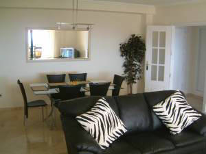 Costa del Sol Spanish holiday apartment, holiday villa, Torrequebrada golf course. Close to Malaga international airport and Marbella on the Spanish south coast holiday resort